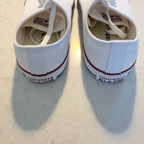 Converse Chuck Taylor All Star Low
Optical White - WIDE Fit - Size 11 m / 13 w - Picture 3 of 9